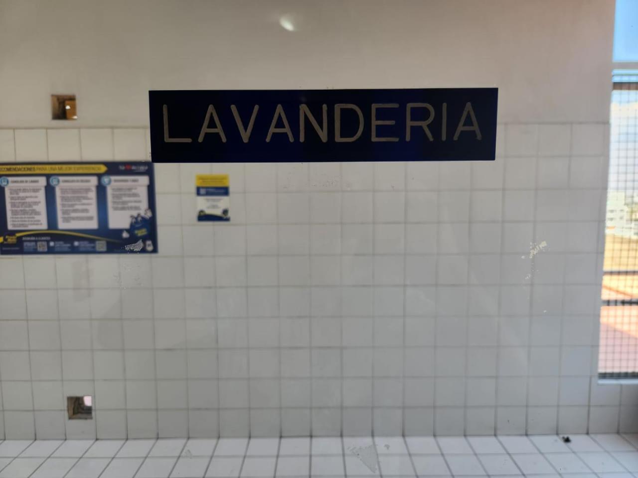 Appartamento Depto Metro Irarrazaval Santiago del Cile Esterno foto